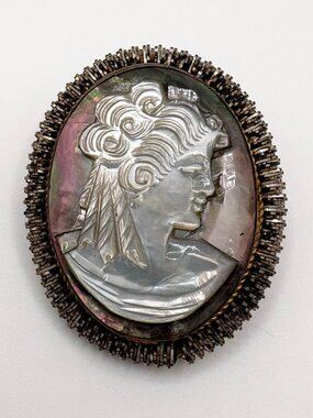 Vintage Cameo Brooch Pendant Mother of Pearl Gold Tone Mid Century